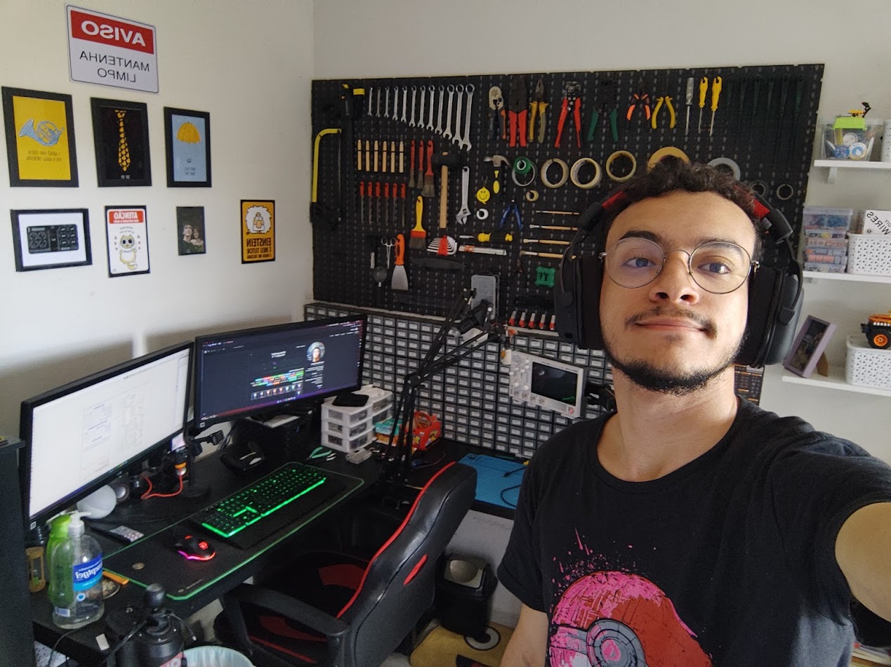 Lucas no Laboratório